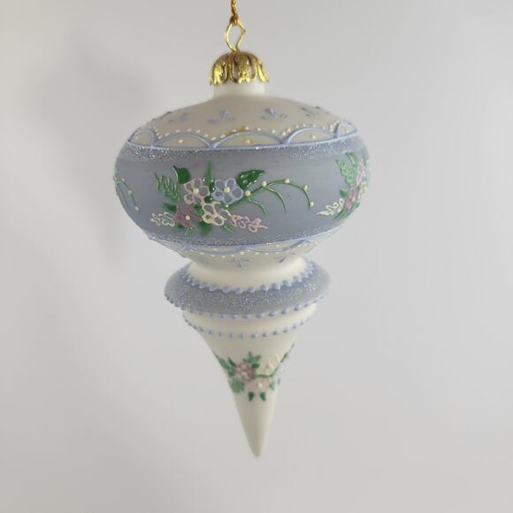 Vintage Rhyn Rivet Ivory White and Blue Porcelain Christmas Ornament - Picture 1 of 3